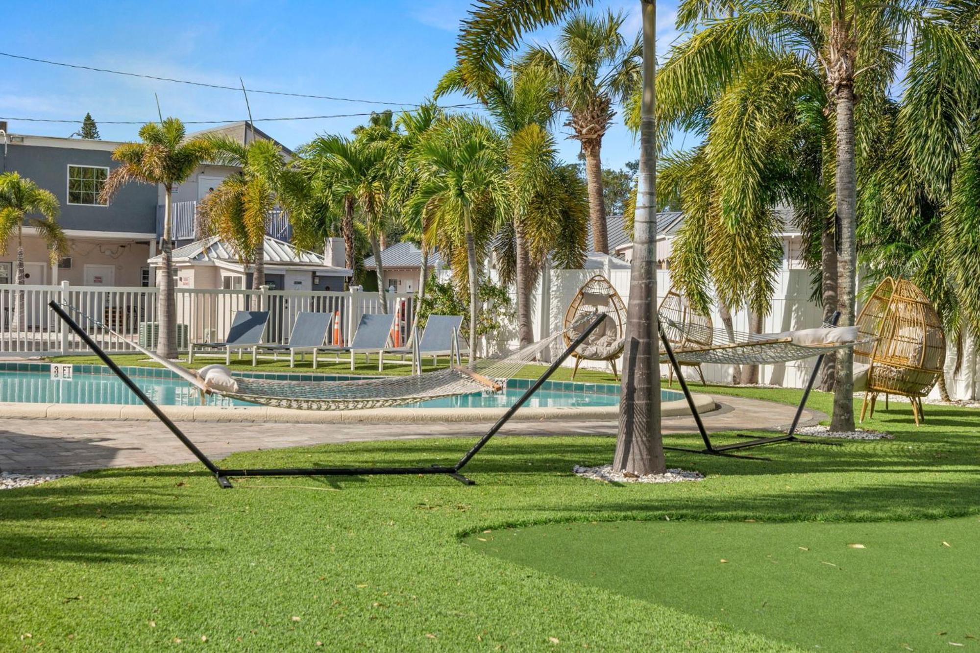 1K Bed Studio Apt With Shared Pool 06 Clearwater Exterior photo